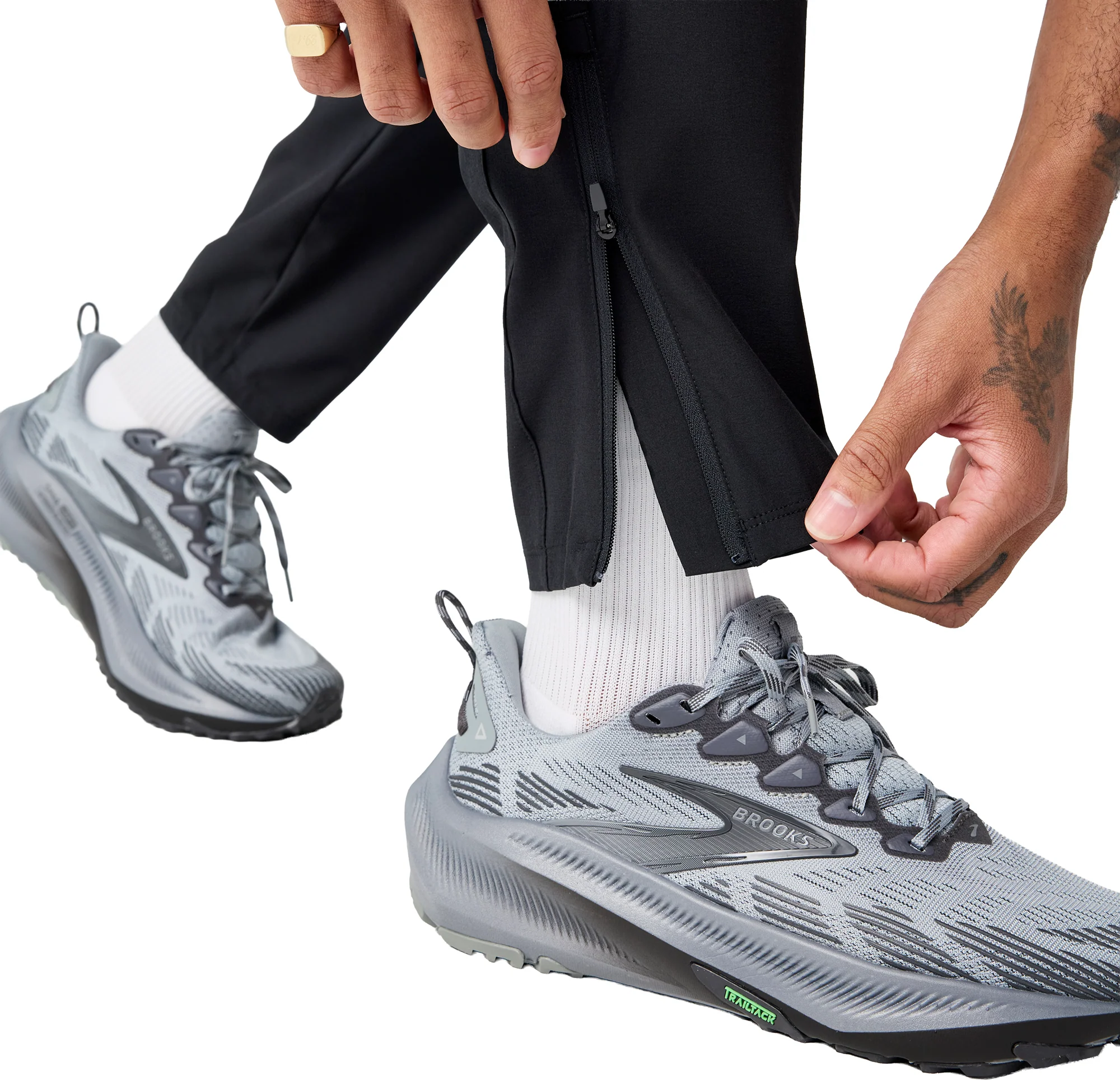 Brooks Canopy Mens Running Track Pants - Black - Image 4