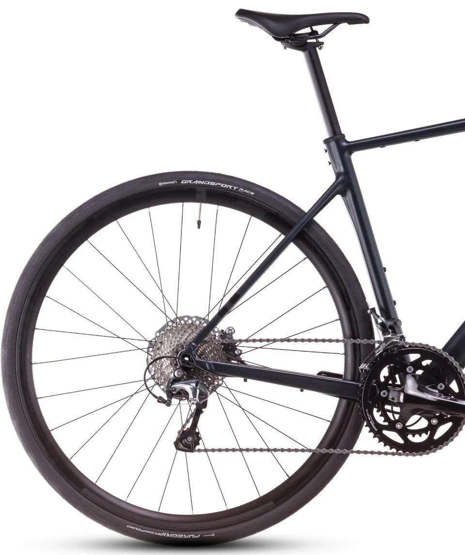 Cube Attain Race Road Bike 2025 - Black - Image 2