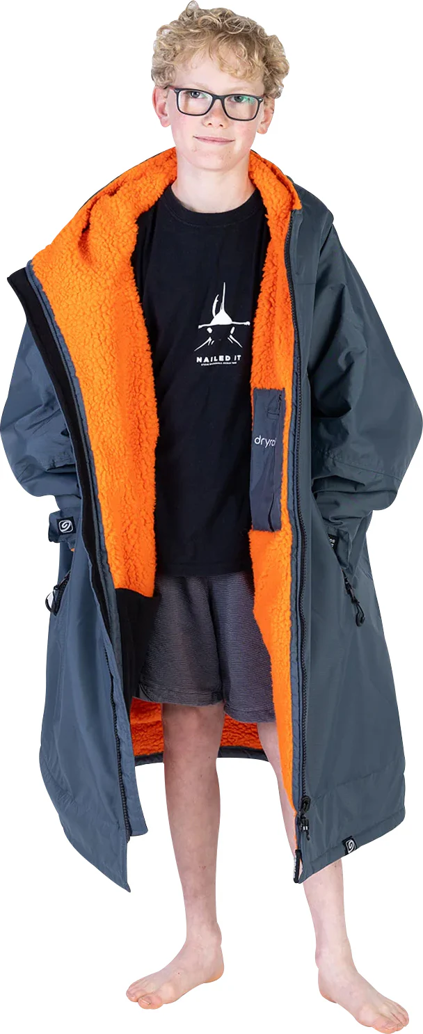 Dryrobe Advance Long Sleeve Junior Changing Robe - Grey - Image 3