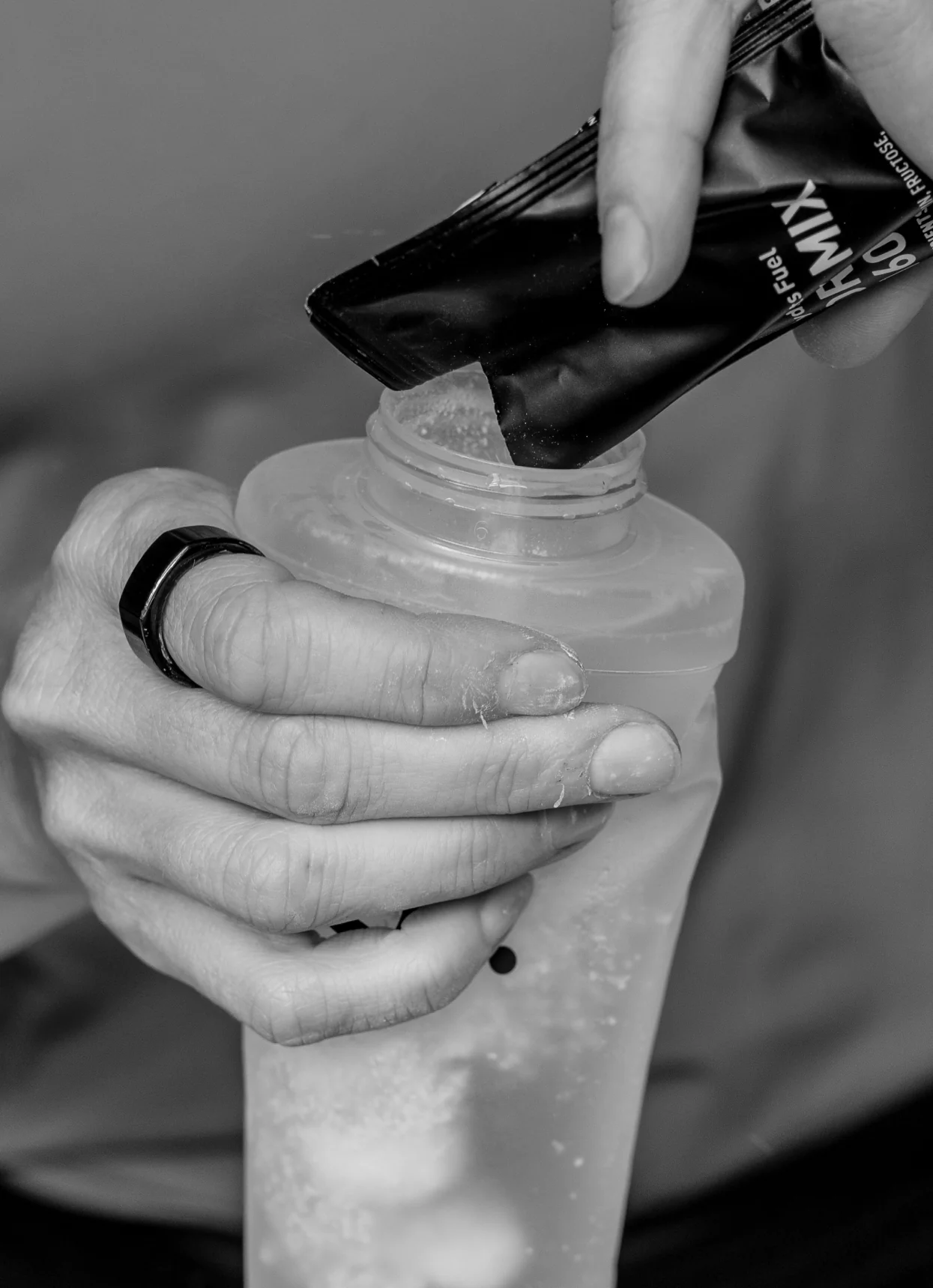 Maurten 550ml Drink Soft Flask - Image 4