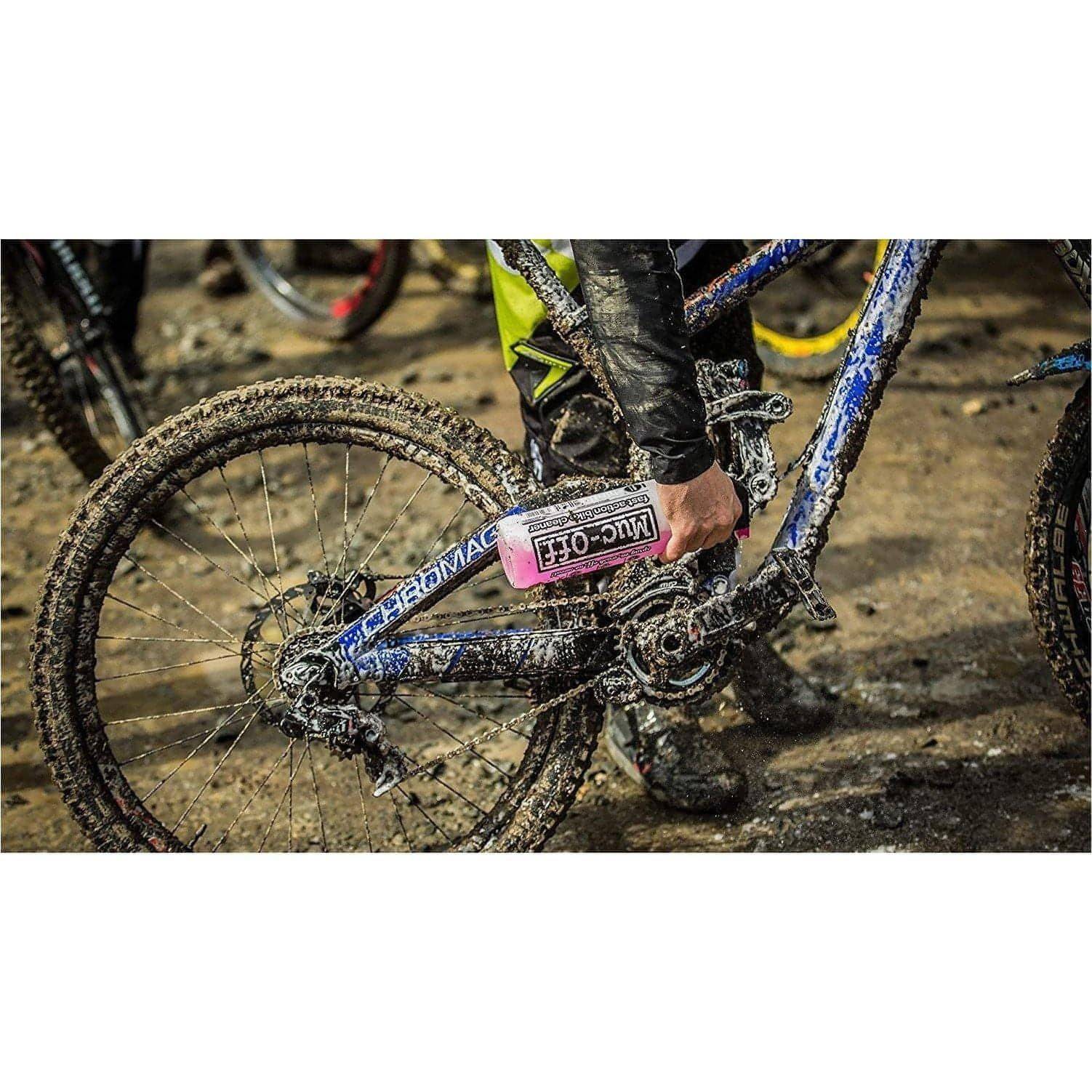 Muc-Off Bike Care Duo Kit Nano Tech & Protect Spray - Image 7