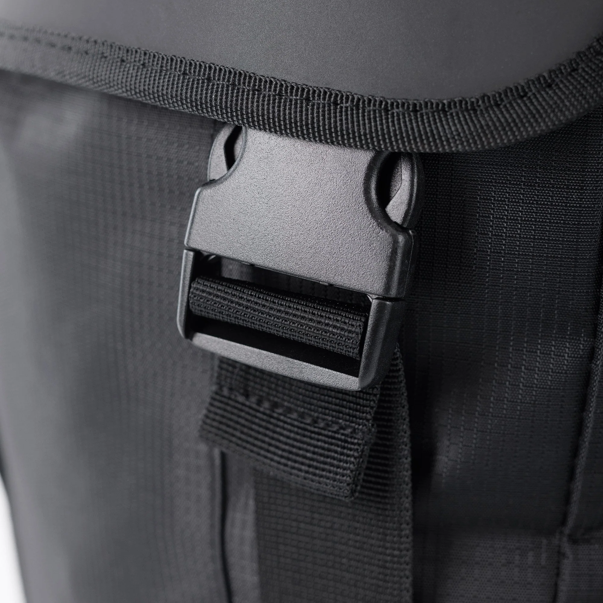 Oxford T15 QR 15L Pannier Bag - Black - Image 6