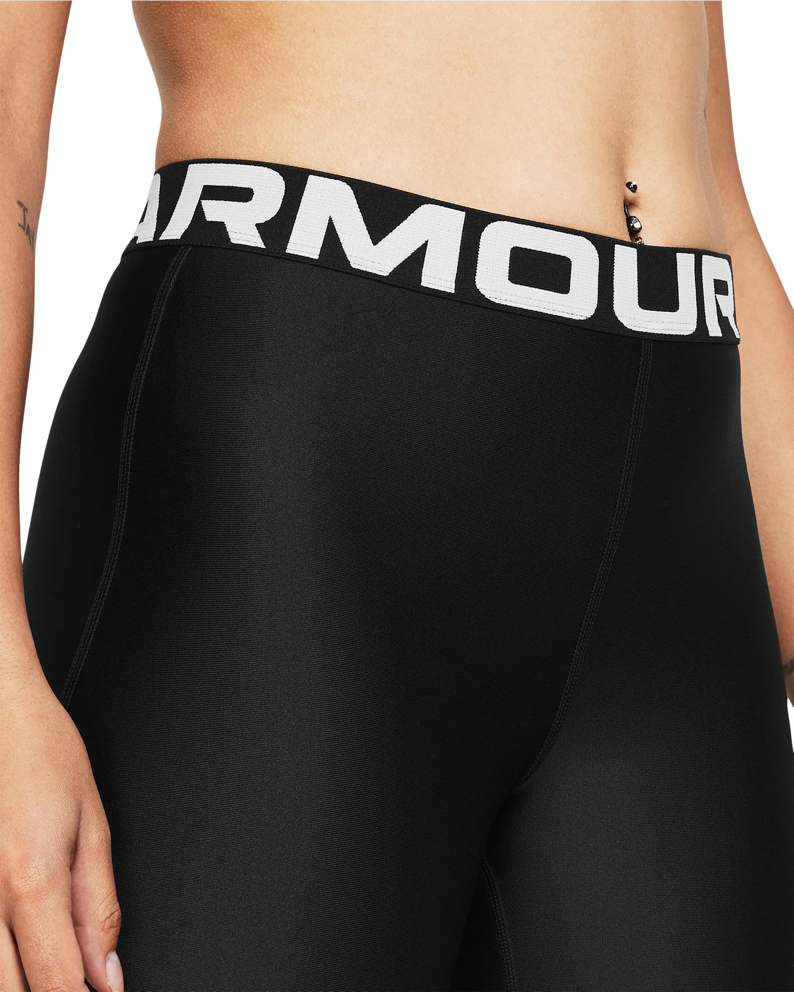 Under Armour HeatGear 8 Inch Womens Short Running Tights - Black - Image 3