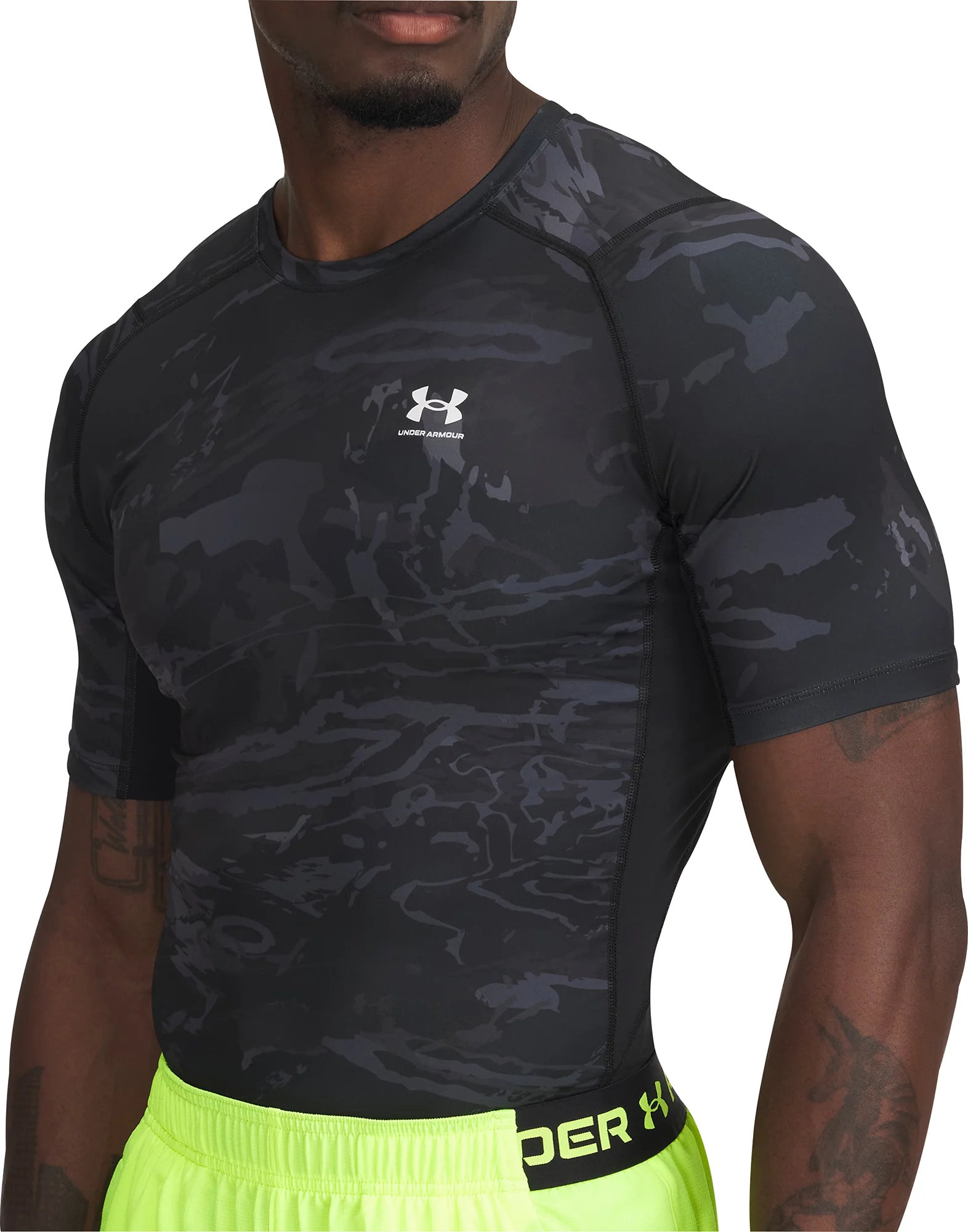 Under Armour HeatGear Printed Short Sleeve Mens Training Top - Black