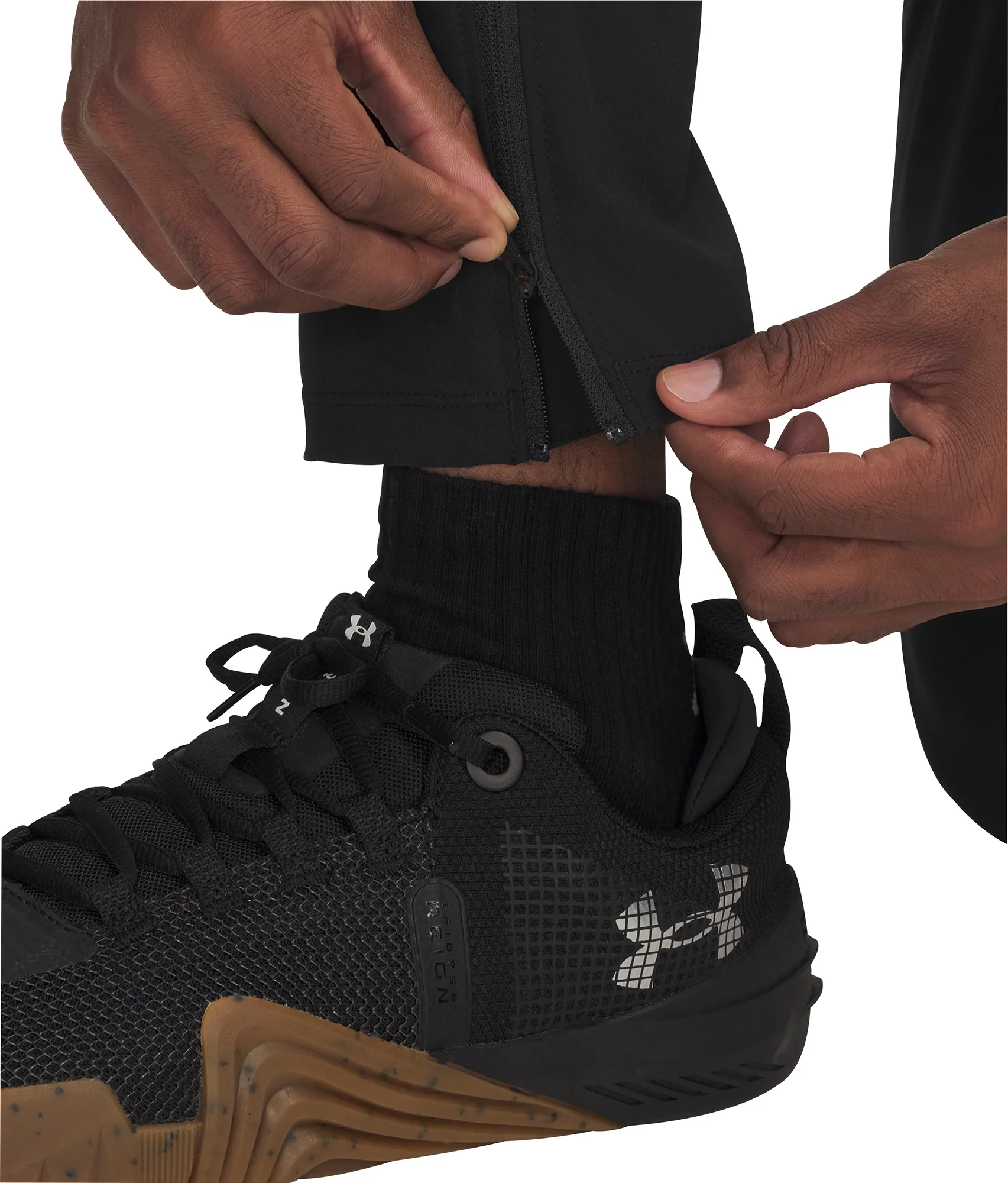 Under Armour Launch Mens Running Track Pants - Black - Image 3