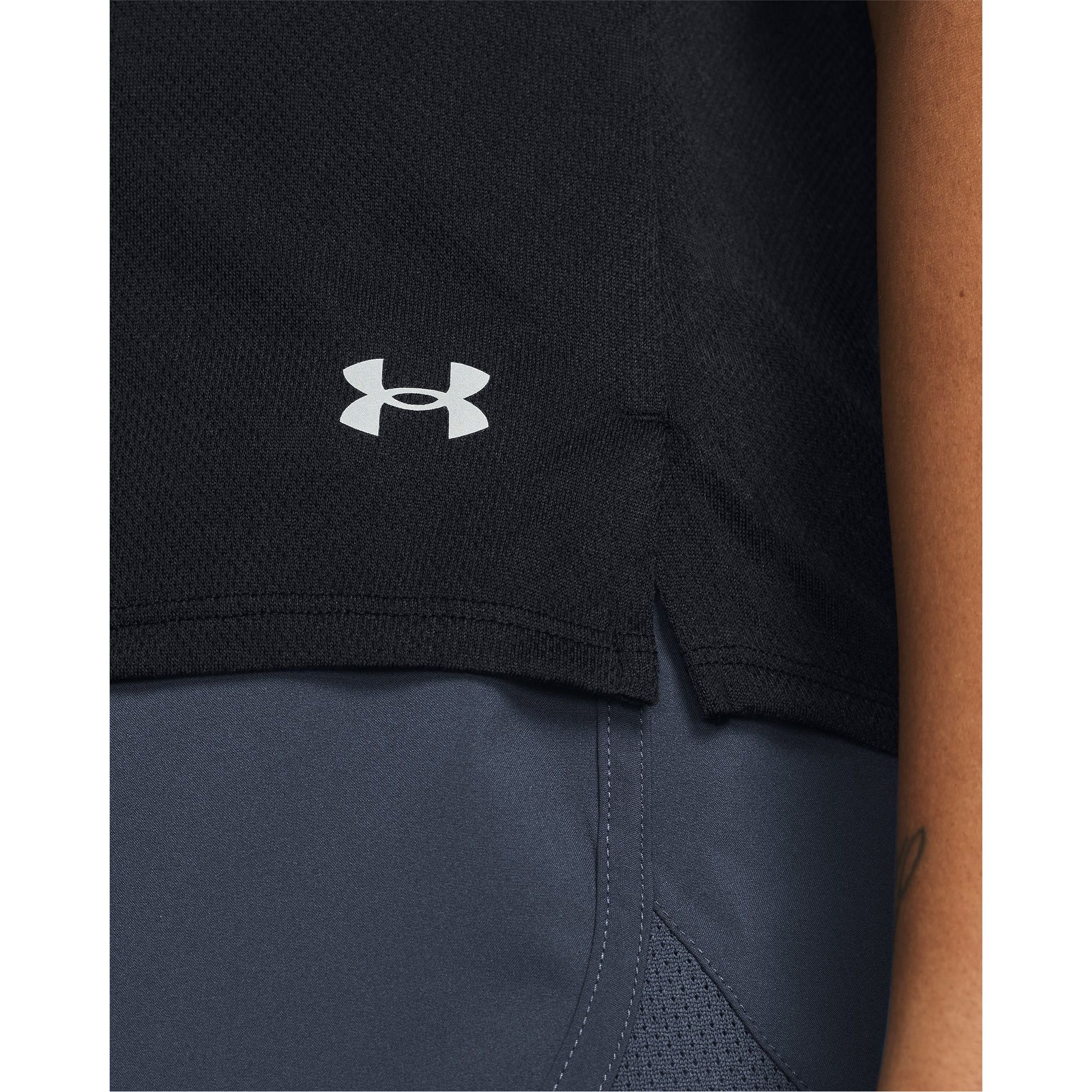 Under Armour Launch Splatter Short Sleeve Womens Running Top - Black - Image 3